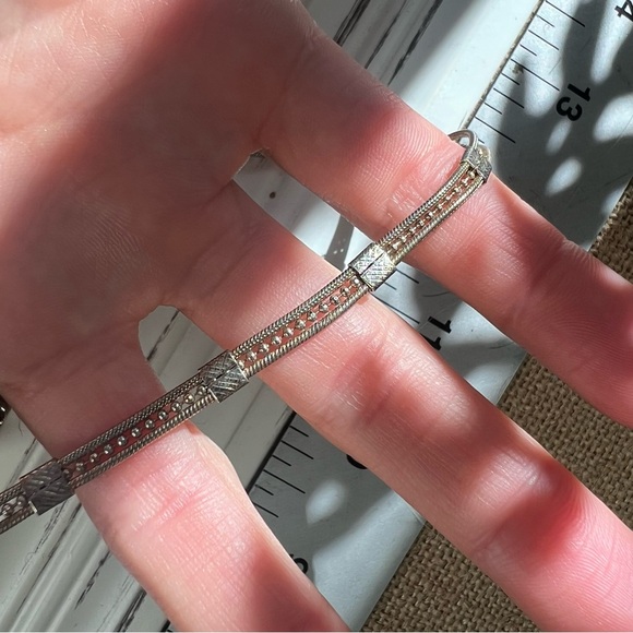 Silver tone dainty bead collar choker necklace thin metallic layering stack - Picture 5 of 6